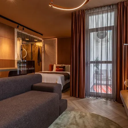 H24 - Parkside Apartment Debrecen